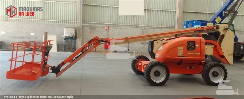 Plataforma elevatória JLG 600 AJ 2010 - Imagem 3
