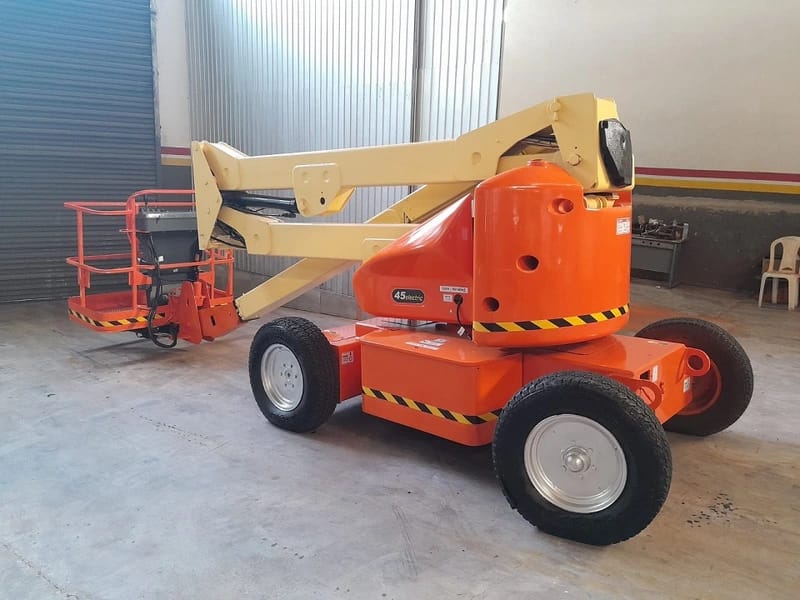 Plataforma elevatória JLG 45E 1998 - Imagem 2