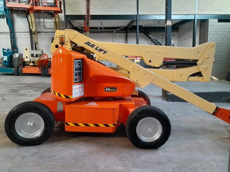 Plataforma elevatória JLG 45E 1998 - Imagem 4
