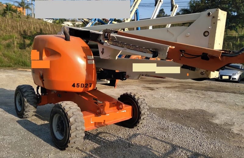 Plataforma elevatória JLG 450 AJ 2010 - Imagem 3