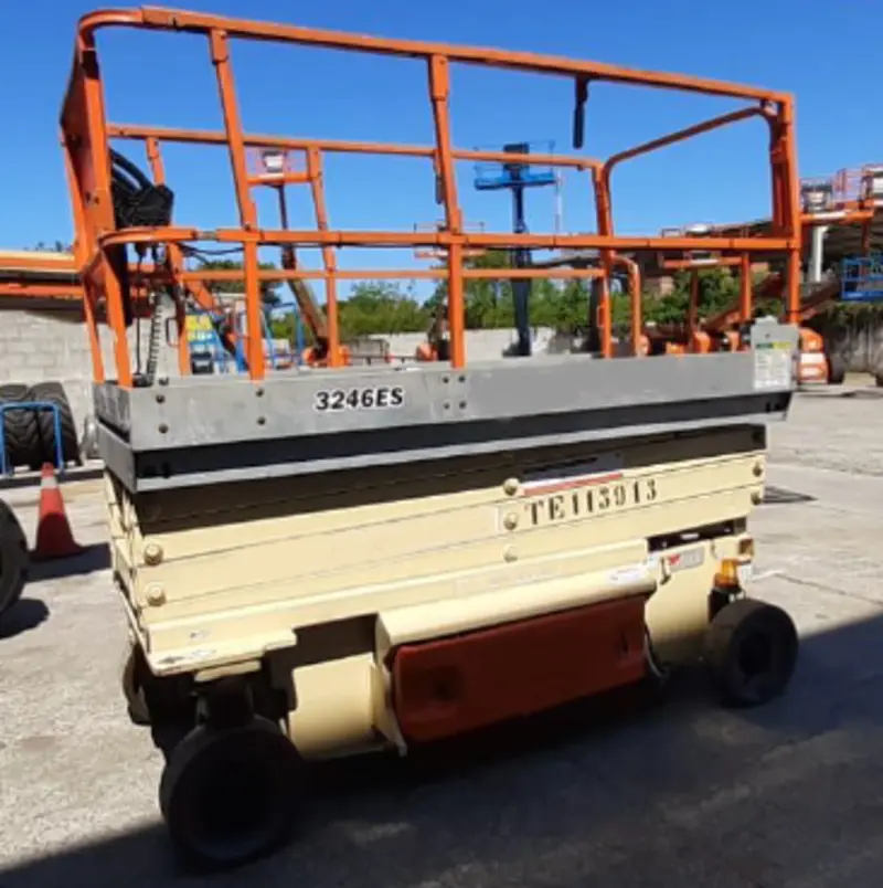 Plataforma elevatória JLG 3246ES 2010 - Imagem 1