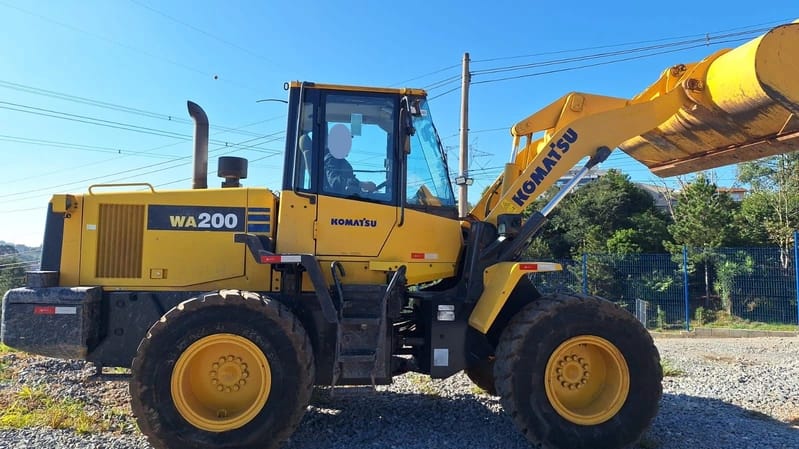 Pá Carregadeira Komatsu WA200-5 2016 - Imagem 3