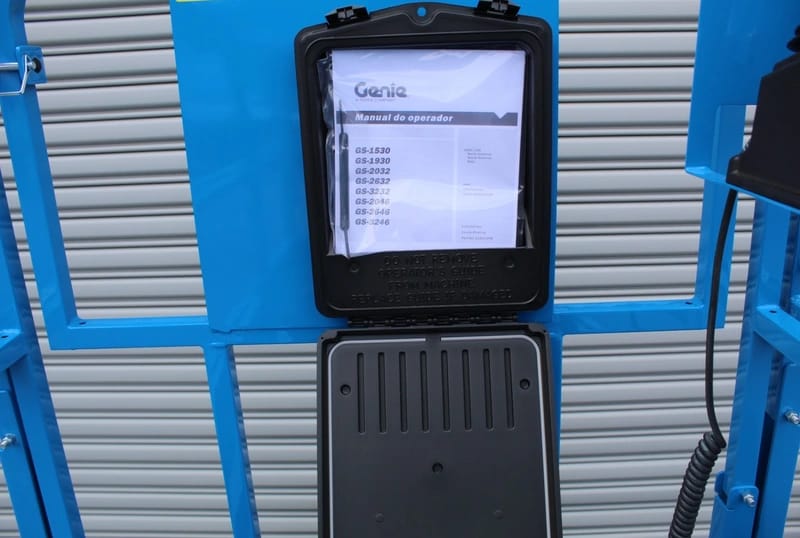 Plataforma elevatória Genie GS3246 2001 - Imagem 3