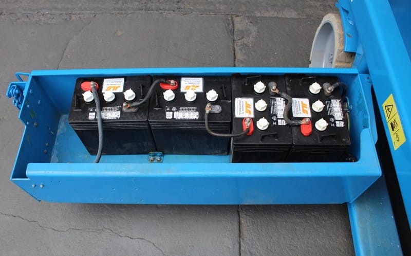 Plataforma elevatória Genie GS3246 2001 - Imagem 6