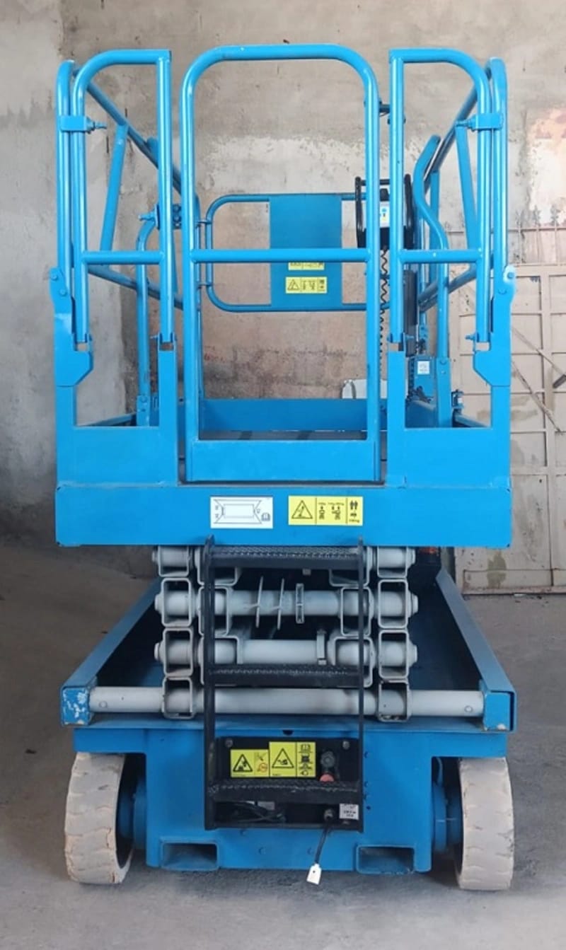 Plataforma elevatória Genie GS 2646 1999 - Imagem 2