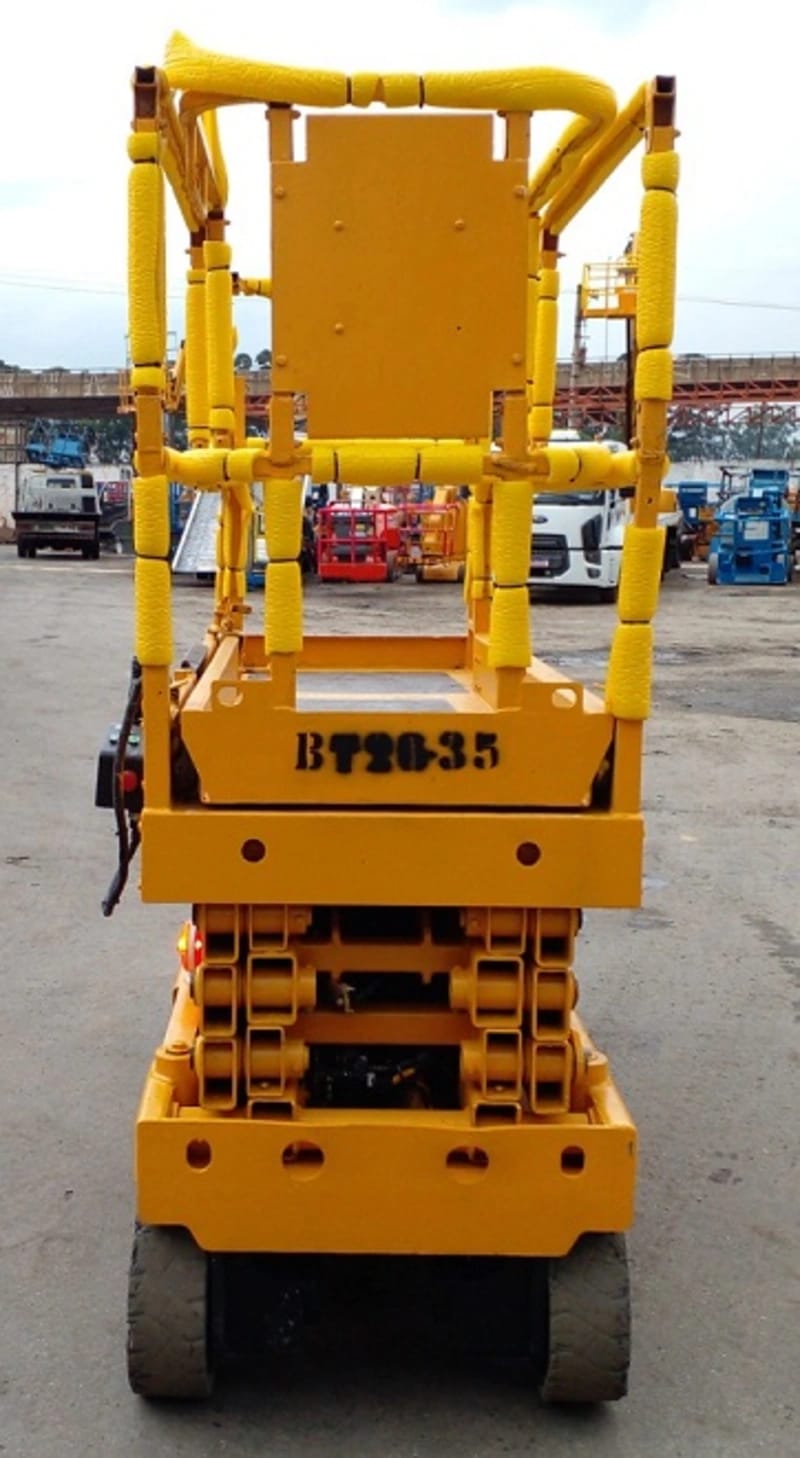 Plataforma elevatória Haulotte COMPACT 10DX 2010 - Imagem 1