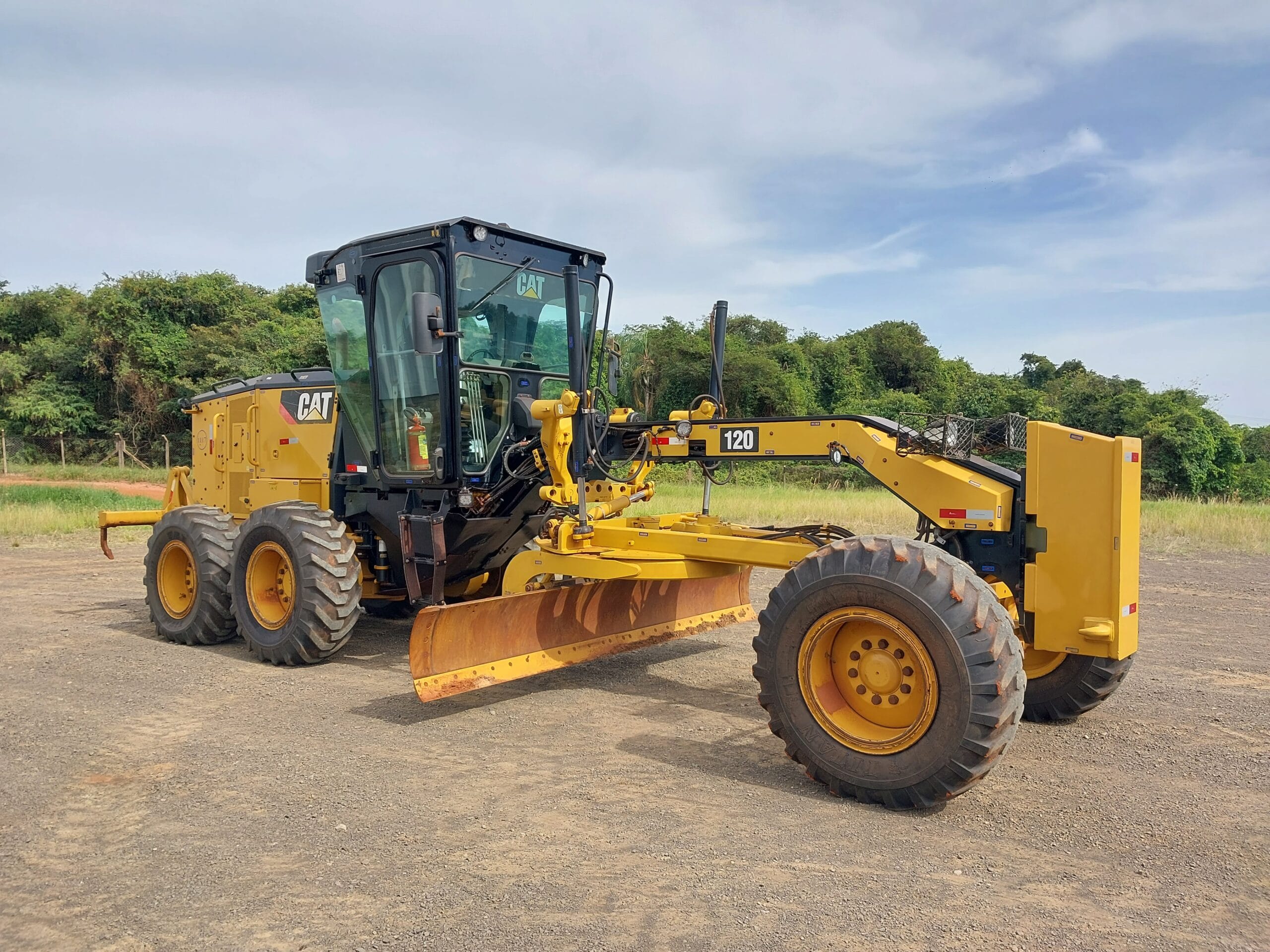 Motoniveladora Caterpillar 120K 2019 - Imagem 2