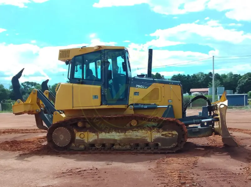 Trator de esteira John Deere 750J OSD 2022 - Imagem 4