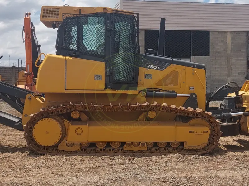 Trator de esteira John Deere 750J OSD 2022 - Imagem 1