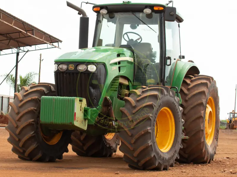 Trator agrícola John Deere 7230 J 2019 - Imagem 8