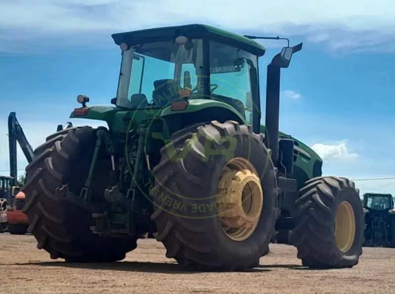 Trator agrícola John Deere 7230 J 2018 - Imagem 6