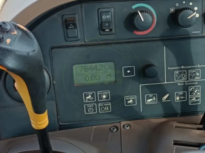Trator agrícola John Deere 7230 J 2018 - Imagem 1