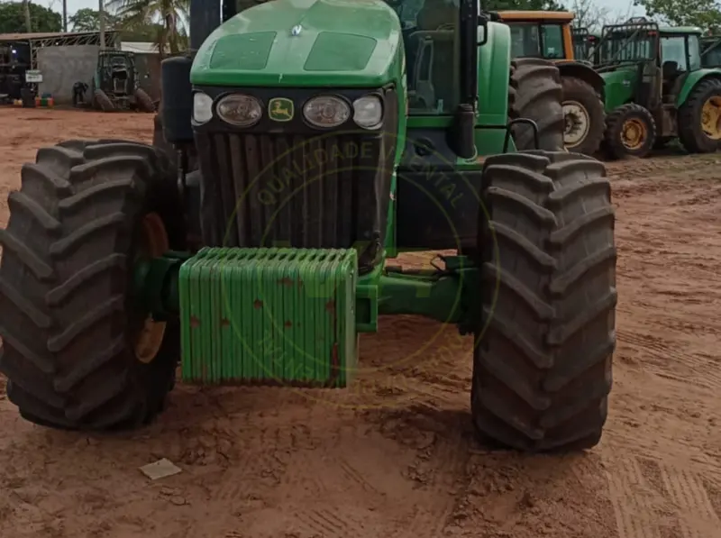 Trator agrícola John Deere 7230 J 2018 - Imagem 3