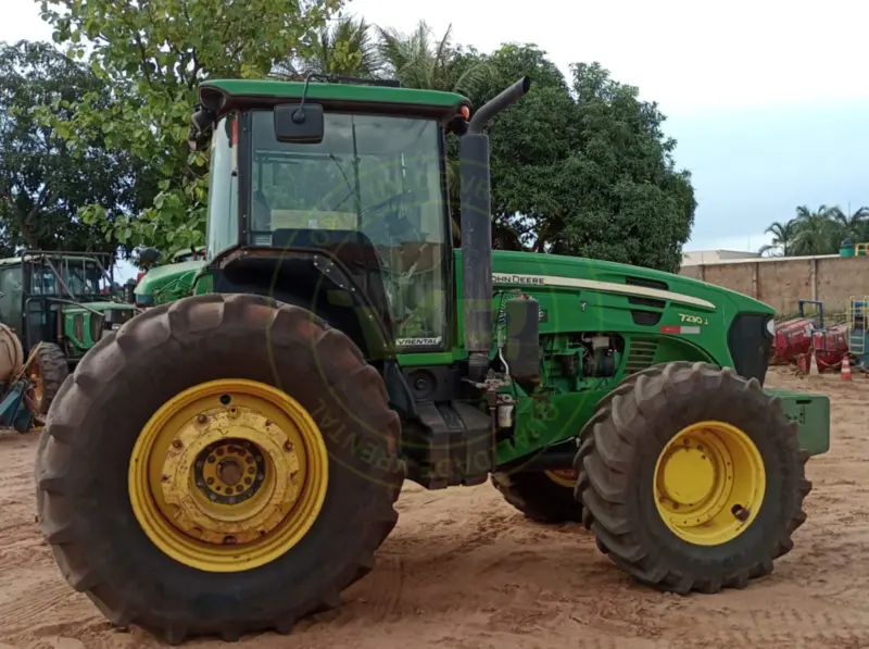 Trator agrícola John Deere 7230 J 2018 - Imagem 8