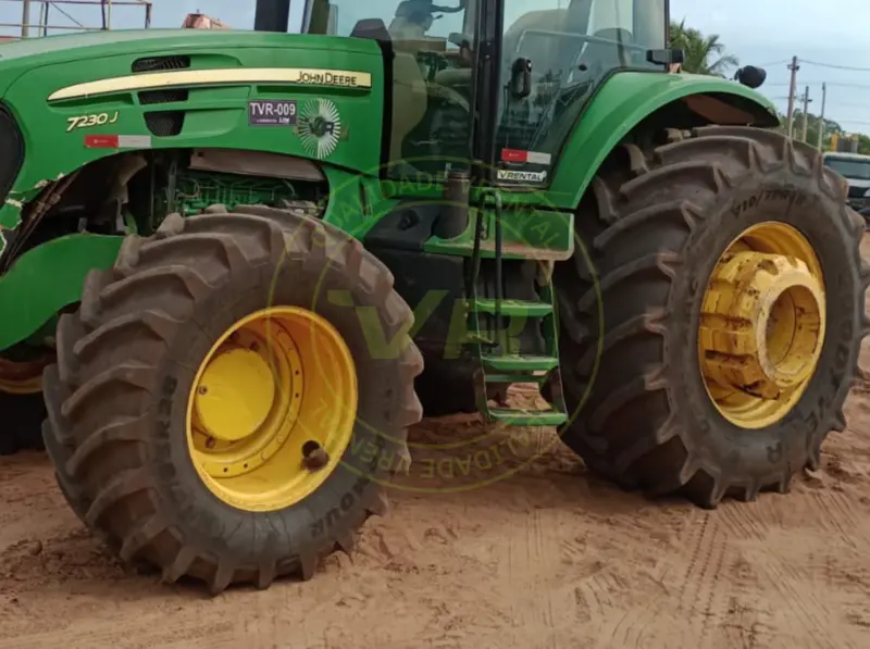 Trator agrícola John Deere 7230 J 2018 - Imagem 9