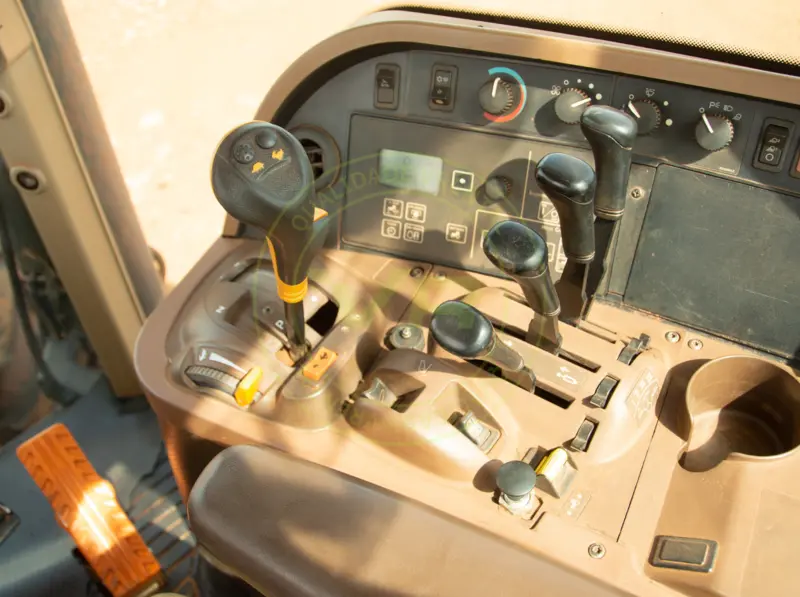 Trator agrícola John Deere 7200J 2018 - Imagem 1