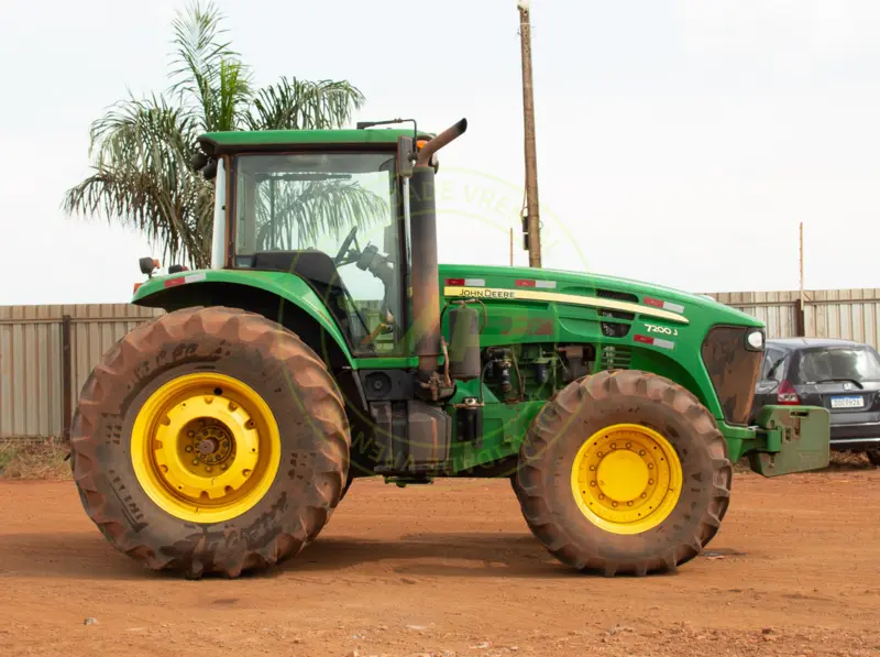 Trator agrícola John Deere 7200J 2018 - Imagem 4
