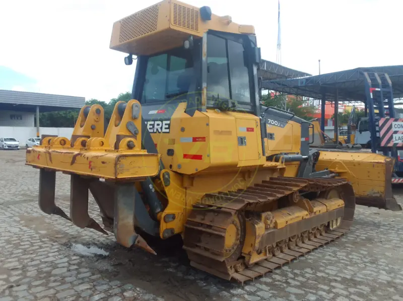 Trator de esteira John Deere 700J XLT PAT 2022 - Imagem 3