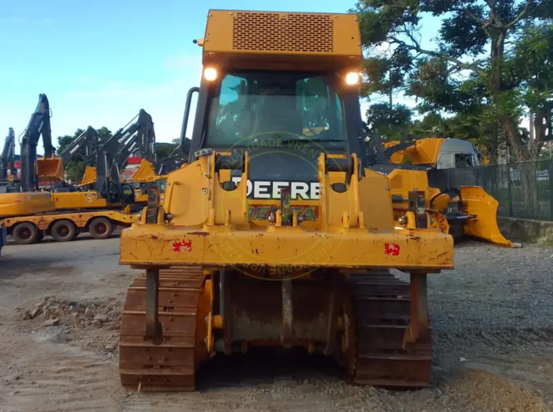 Trator de esteira John Deere 700J XLT PAT 2021 - Imagem 2
