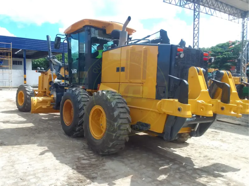 Motoniveladora John Deere 620G 2018 - Imagem 1