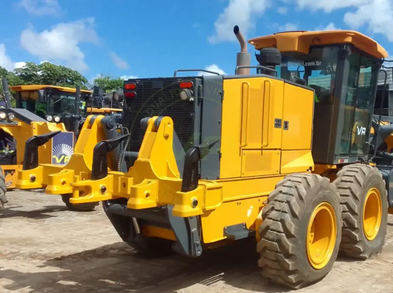 Motoniveladora John Deere 620G 2018 - Imagem 2