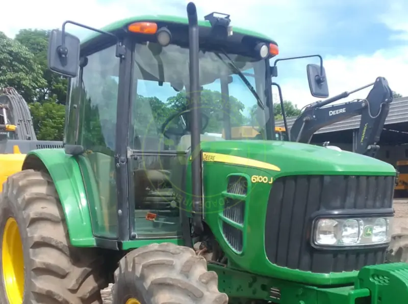 Trator agrícola John Deere 6100J 2022 - Imagem 5