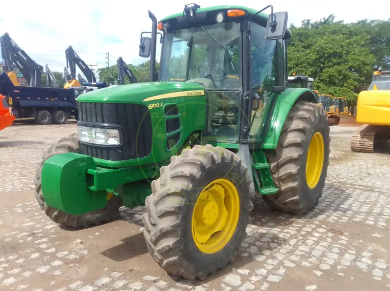 Trator agrícola John Deere 6100J 2022 - Imagem 7