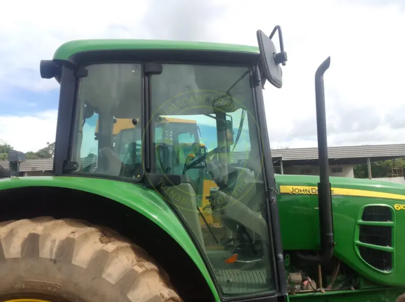 Trator agrícola John Deere 6110J 2022 - Imagem 4