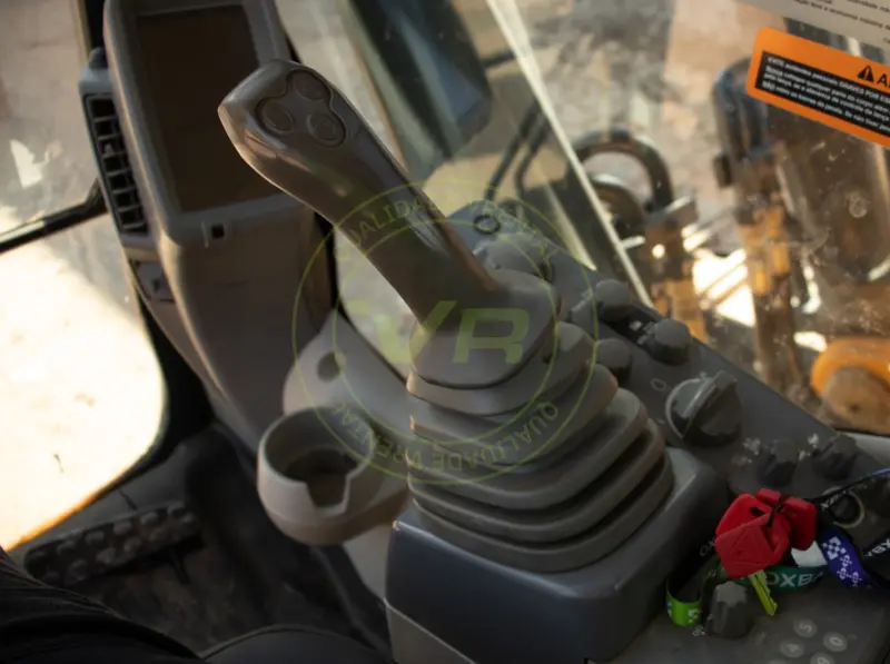 Escavadeira John Deere 350GLC 2021 - Imagem 3