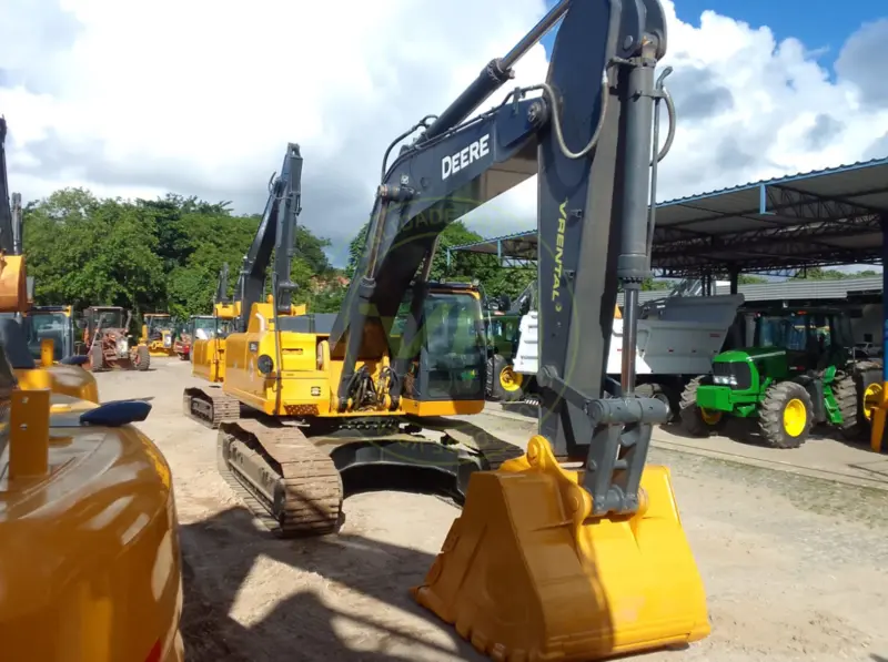 Escavadeira John Deere 350GLC 2021 - Imagem 4