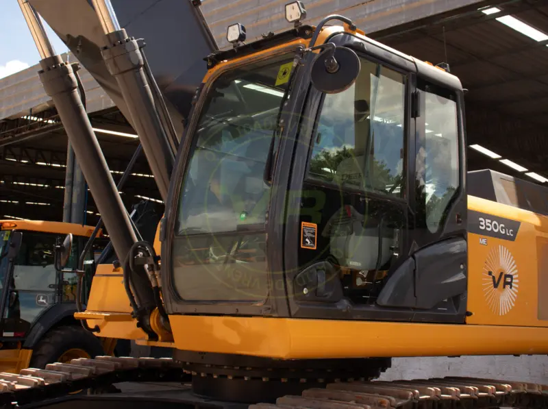 Escavadeira John Deere 350GLC 2022 - Imagem 2