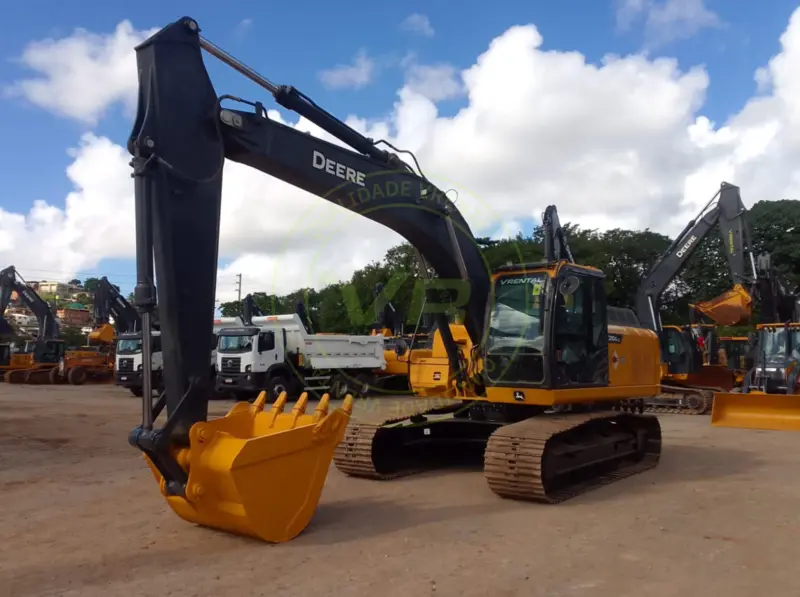 Escavadeira John Deere 210G 2021 - Imagem 6