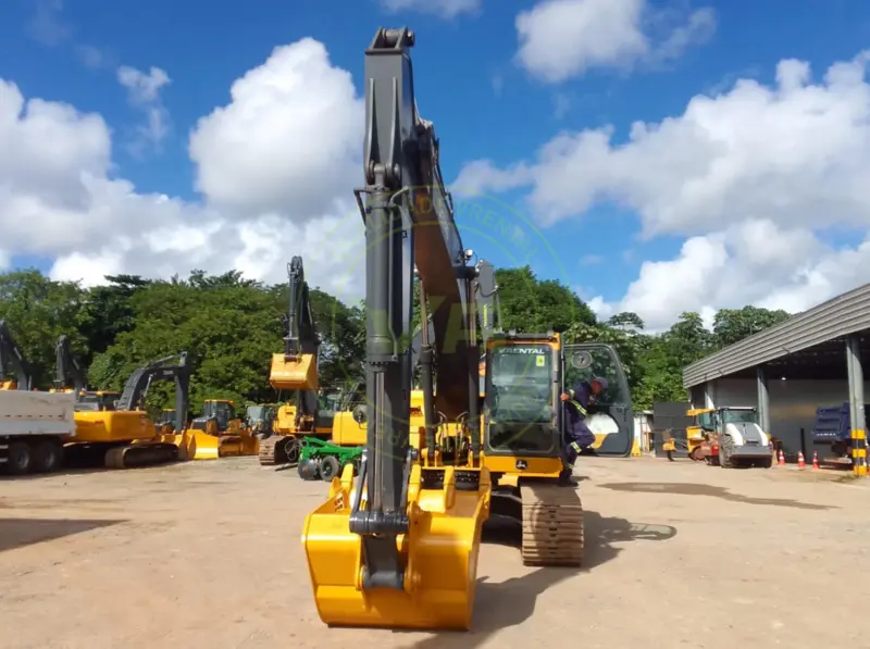 Escavadeira John Deere 210G 2021 - Imagem 7