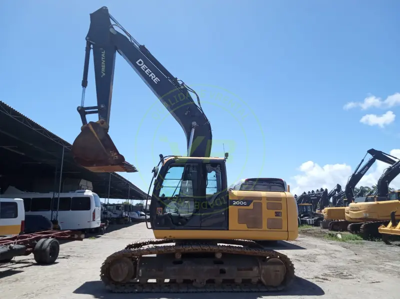 Escavadeira John Deere  200G 2022 - Imagem 3