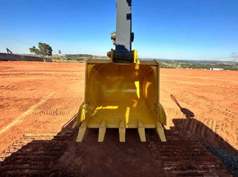 Escavadeira John Deere 130G 2021 - Imagem 4