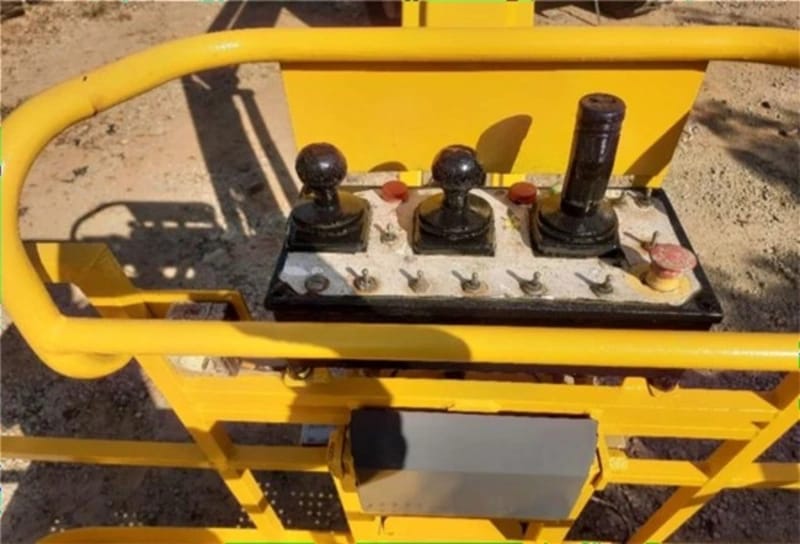 Plataforma elevatória Haulotte HA 16 PX 2010 - Imagem 2