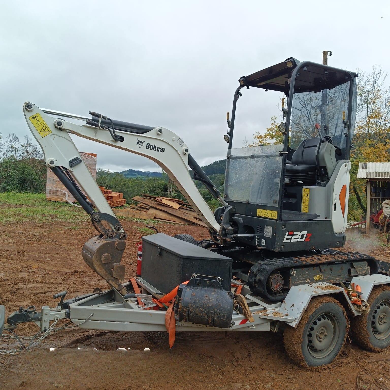 Mini Escavadeira Bobcat E20Z 2023 - Imagem 2