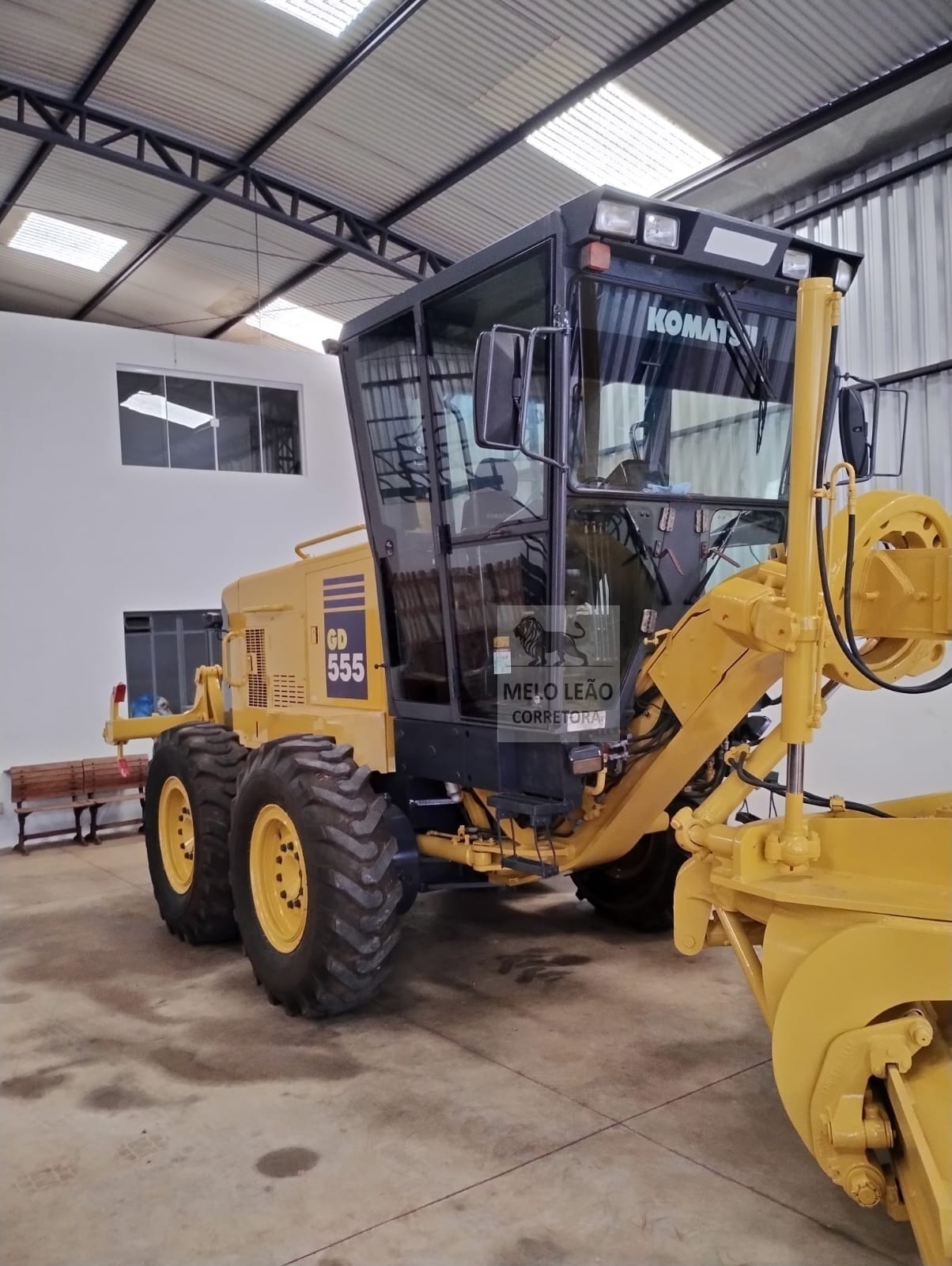 Motoniveladora Komatsu GD555 2011 - Imagem 6