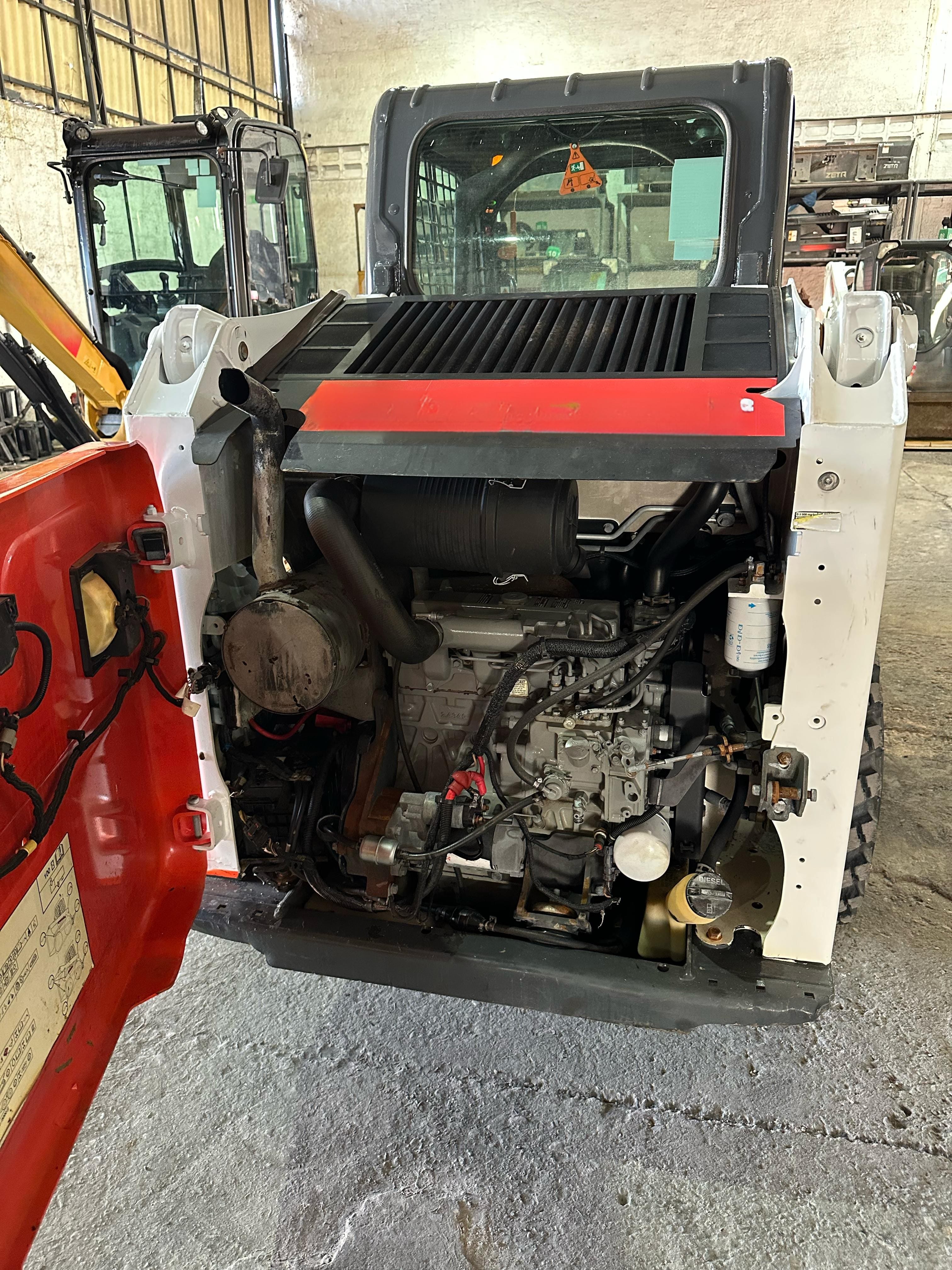 Mini Carregadeira Bobcat S450 2022 - Imagem 5