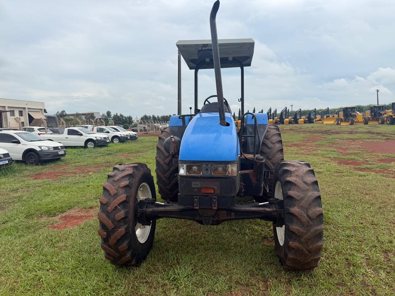 Trator agrícola New Holland TL 75E 4X4 2003 - Imagem 4