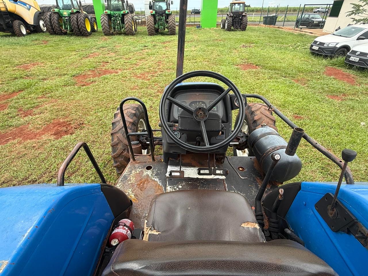 Trator agrícola New Holland TL 75E 4X4 2003 - Imagem 5