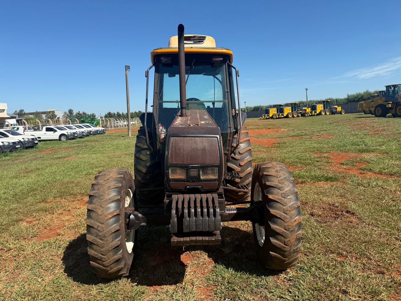 Trator agrícola Valtra 900 4X4 2007 - Imagem 7