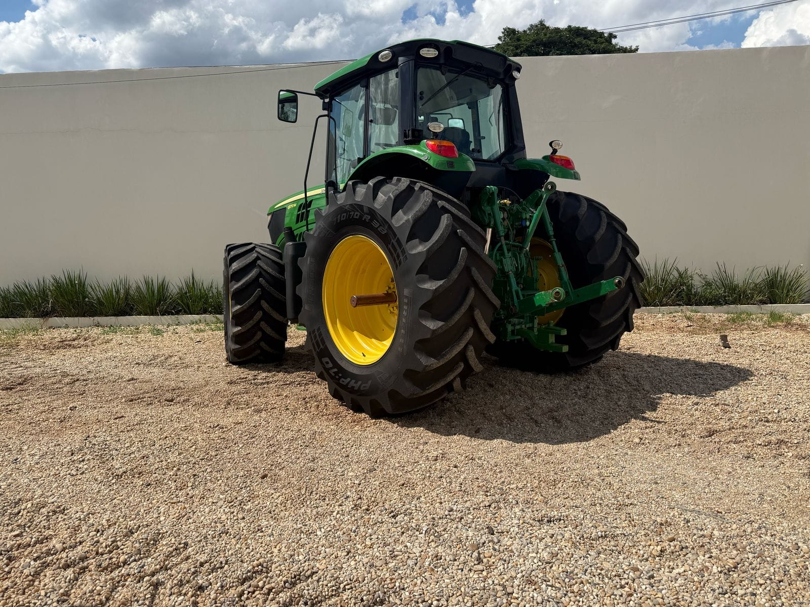 Trator agrícola John Deere 6170M 2022 - Imagem 2