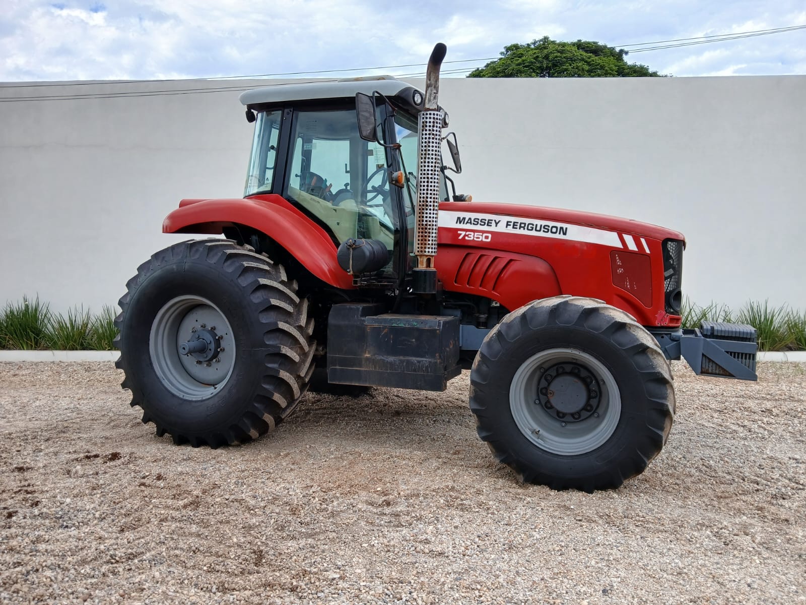 Trator agrícola Massey Ferguson 7350 2012 - Imagem 4