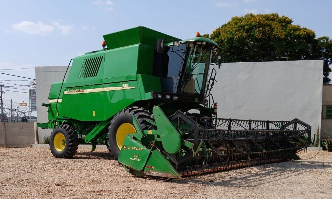 Colheitadeira John Deere JD 1550 2003 - Imagem 1