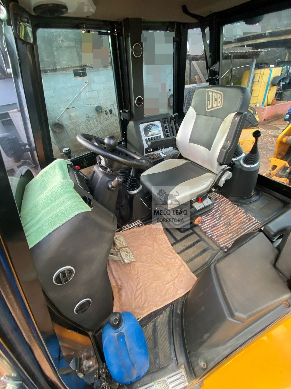 Retroescavadeira JCB 3CX 2023 - Imagem 6