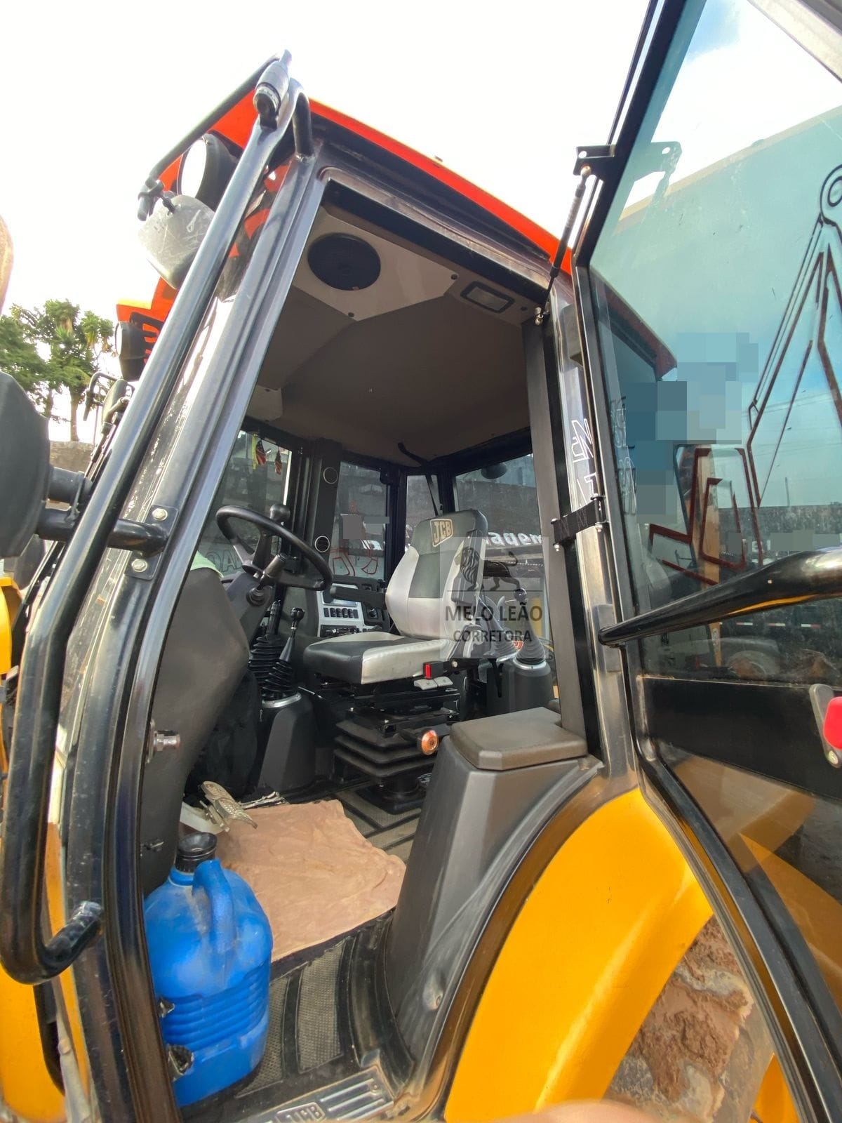 Retroescavadeira JCB 3CX 2023 - Imagem 8