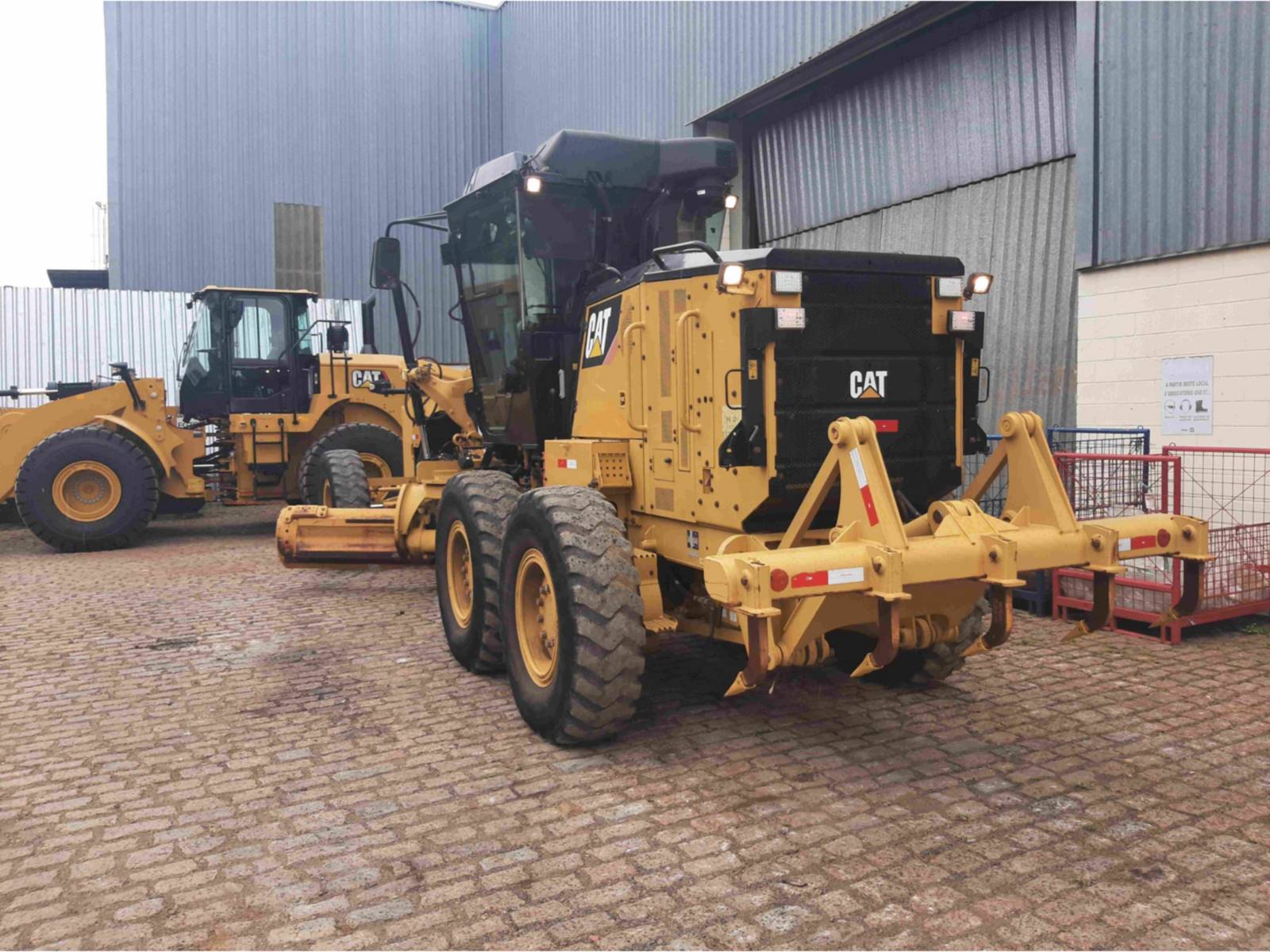 Motoniveladora Caterpillar 120 2017 - Imagem 9