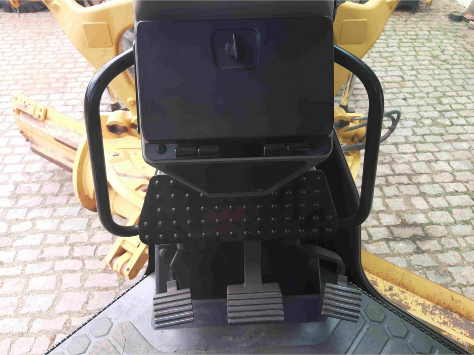 Motoniveladora Caterpillar 120 2017 - Imagem 18