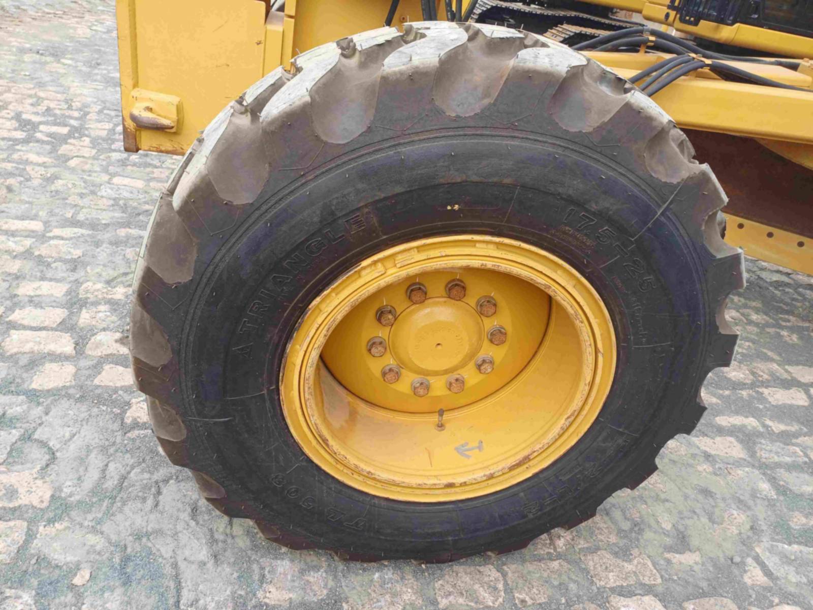 Motoniveladora Caterpillar 12M 2018 - Imagem 9